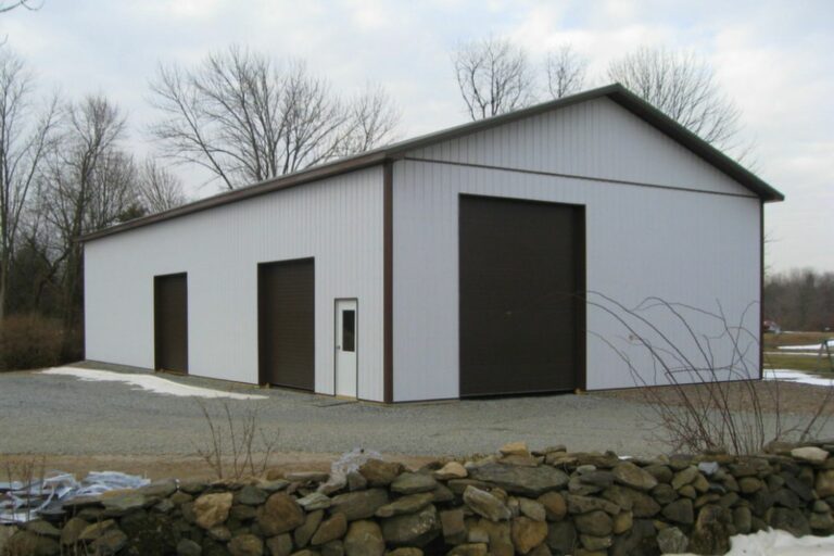 50x72 Pole barns