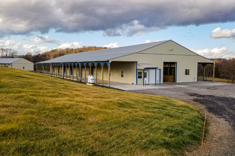 60 x 100 Pole Barn for Livestock